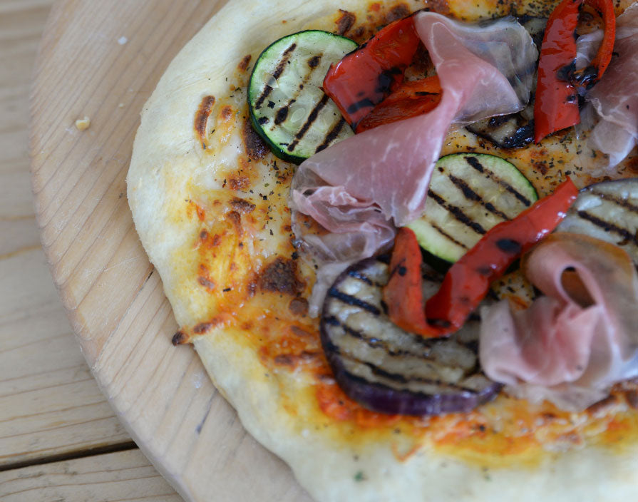Pizza Verdure & Crudo Pizza Verdure & Crudo