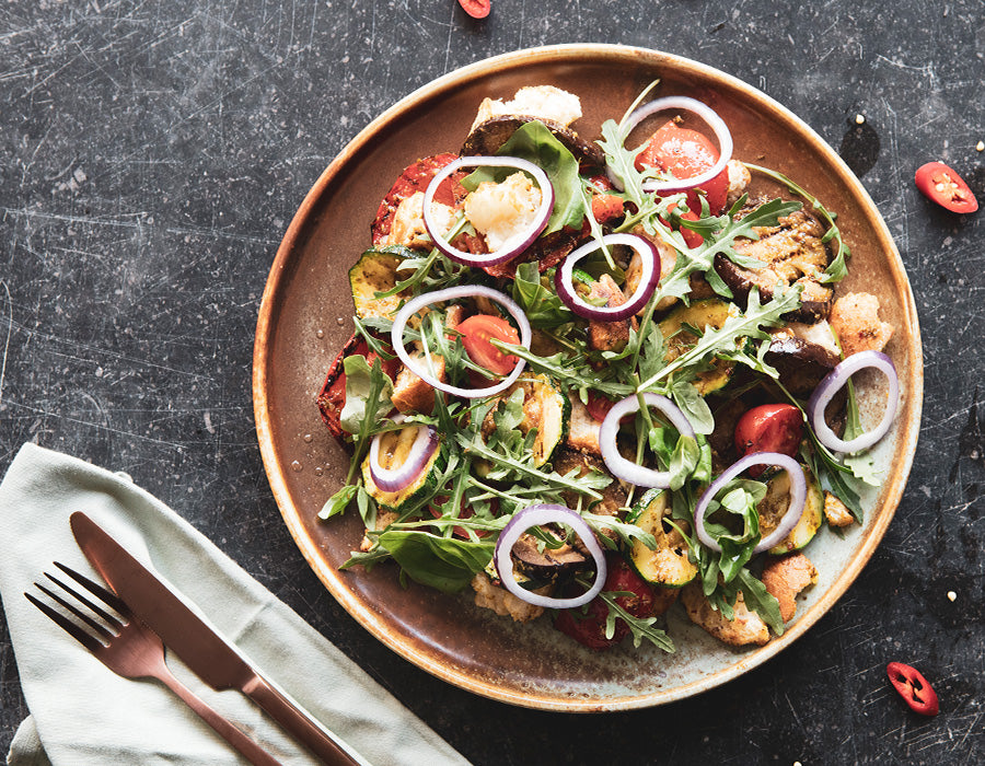Panzanella Salade with BBQ vegetables & Pesto Piccante Panzanella Salade with BBQ vegetables & Pesto Piccante