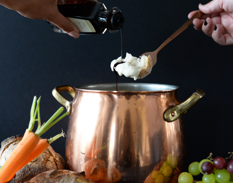 Italian cheese fondue with Truffle