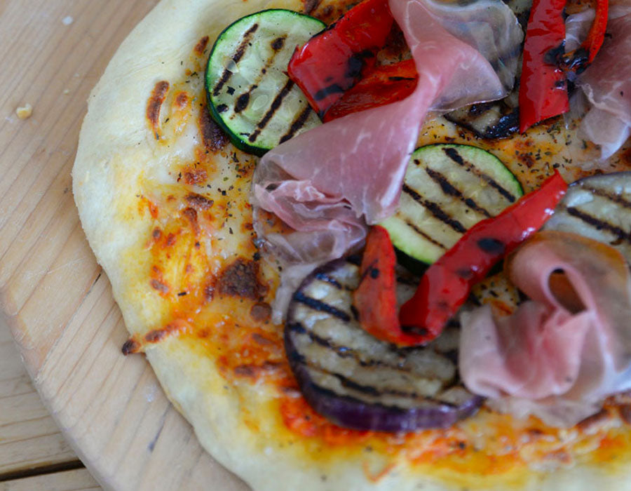 Pizza with Veggies & Prosciutto