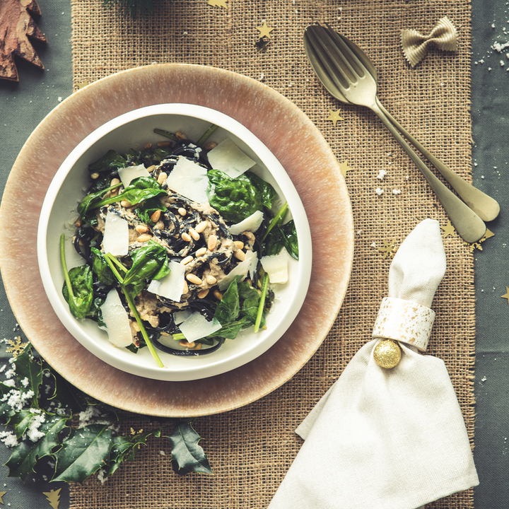 Pack of linguine pasta with squid ink